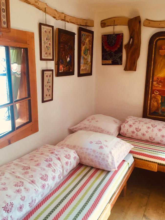 הוילה Liptovska Luzna Drevenica Art Galery מראה חיצוני תמונה