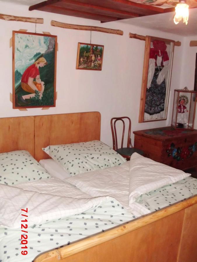 הוילה Liptovska Luzna Drevenica Art Galery מראה חיצוני תמונה